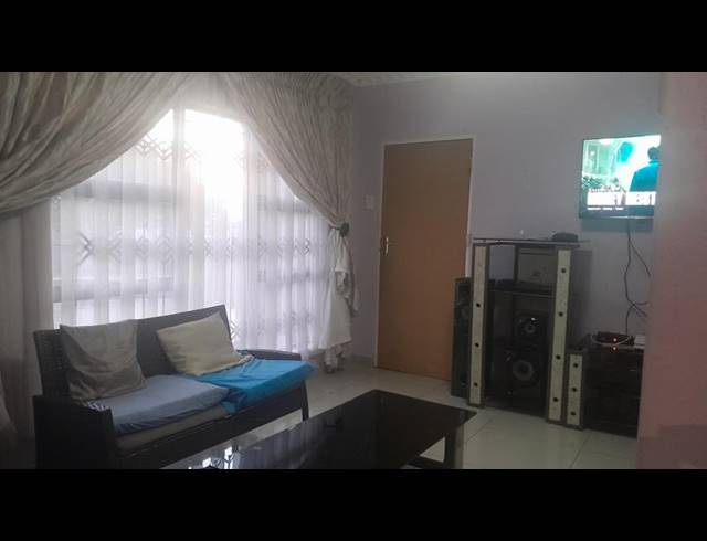 4 BEDROOM HOUSE FOR SALE IN BENDOR PARK